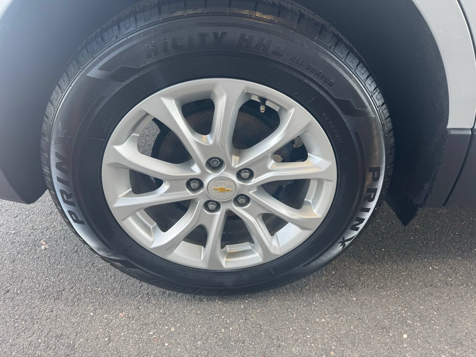 Used 2020 Chevrolet Equinox LT AWD/4WD image 11