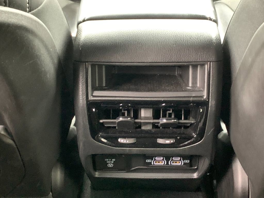 Used 2024 Jeep Grand Cherokee Altitude image 14