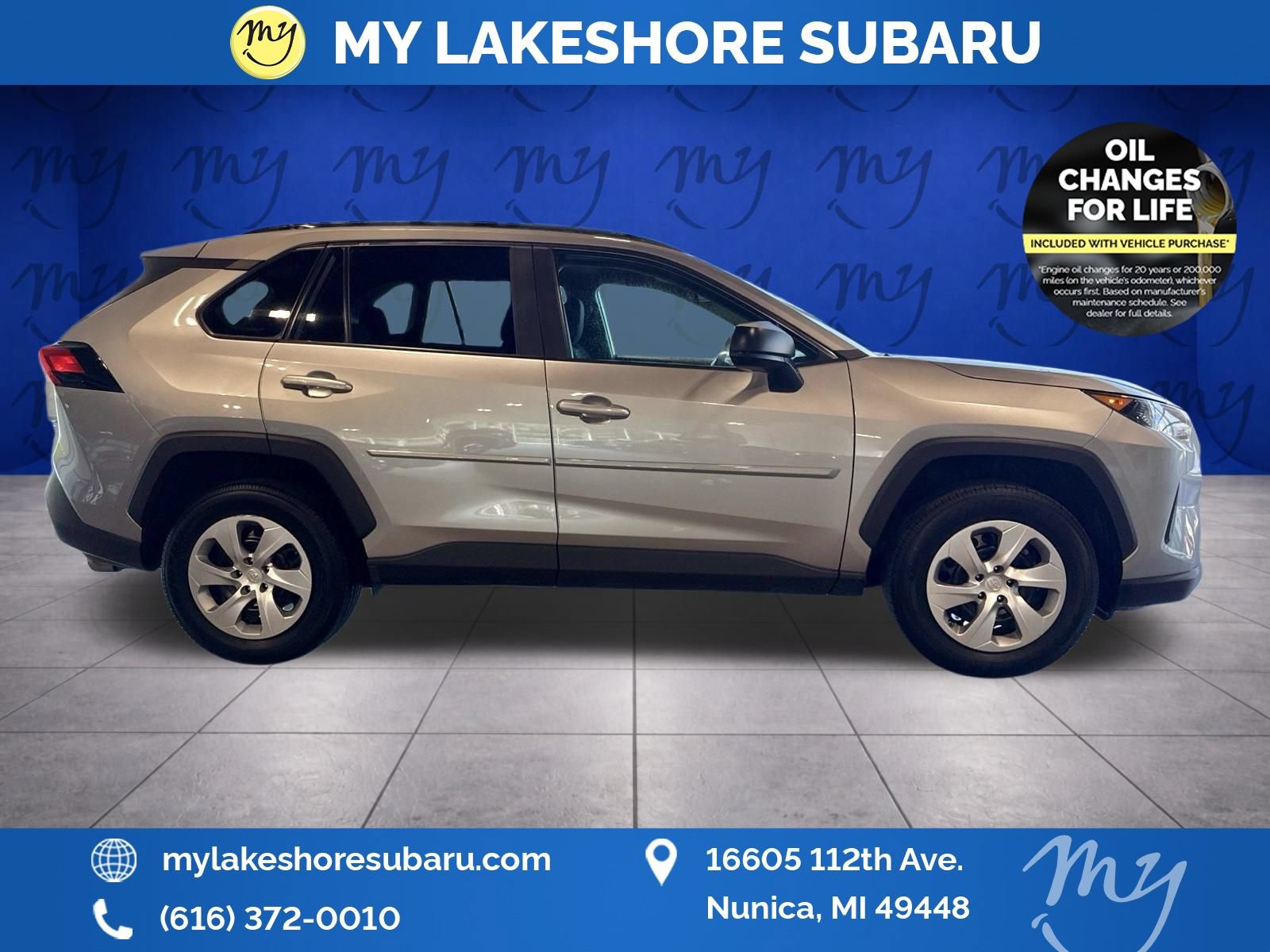 Used 2020 Toyota RAV4 LE w/ All Weather Liner Package AWD/4WD image 9