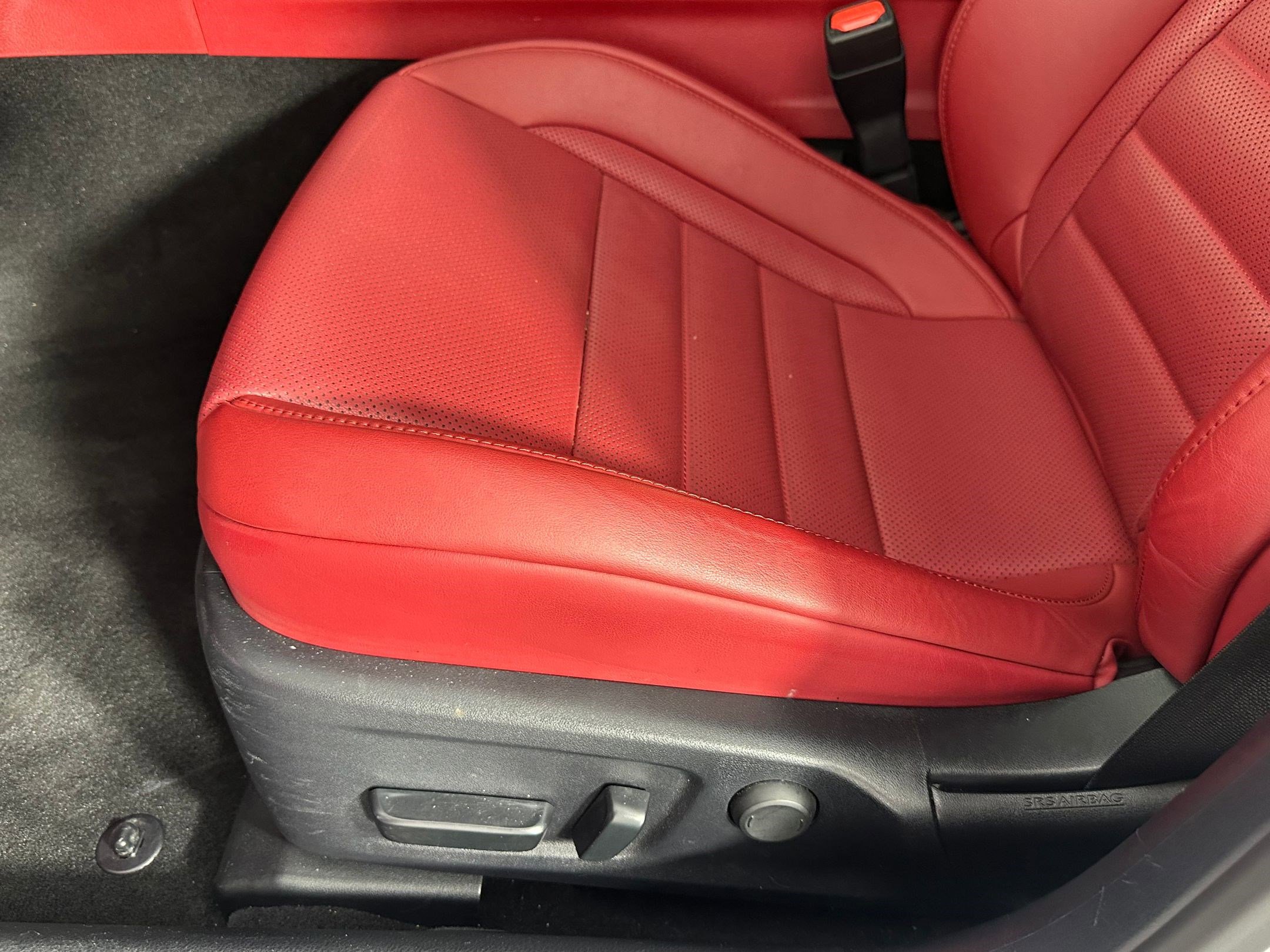 Used 2023 Lexus IS 350 F Sport image 11