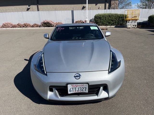 Used 2011 Nissan 370Z Coupe w/ Sport Pkg RWD image 2