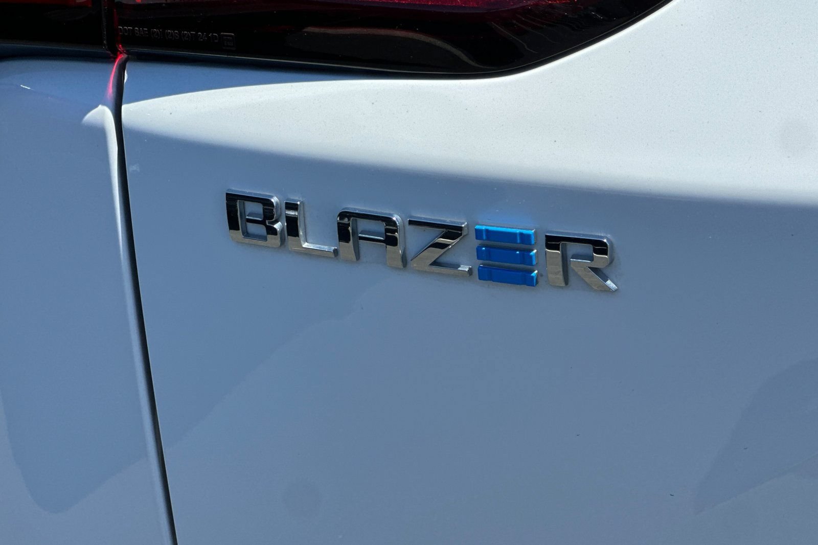 Used 2024 Chevrolet Blazer EV LT AWD/4WD image 46