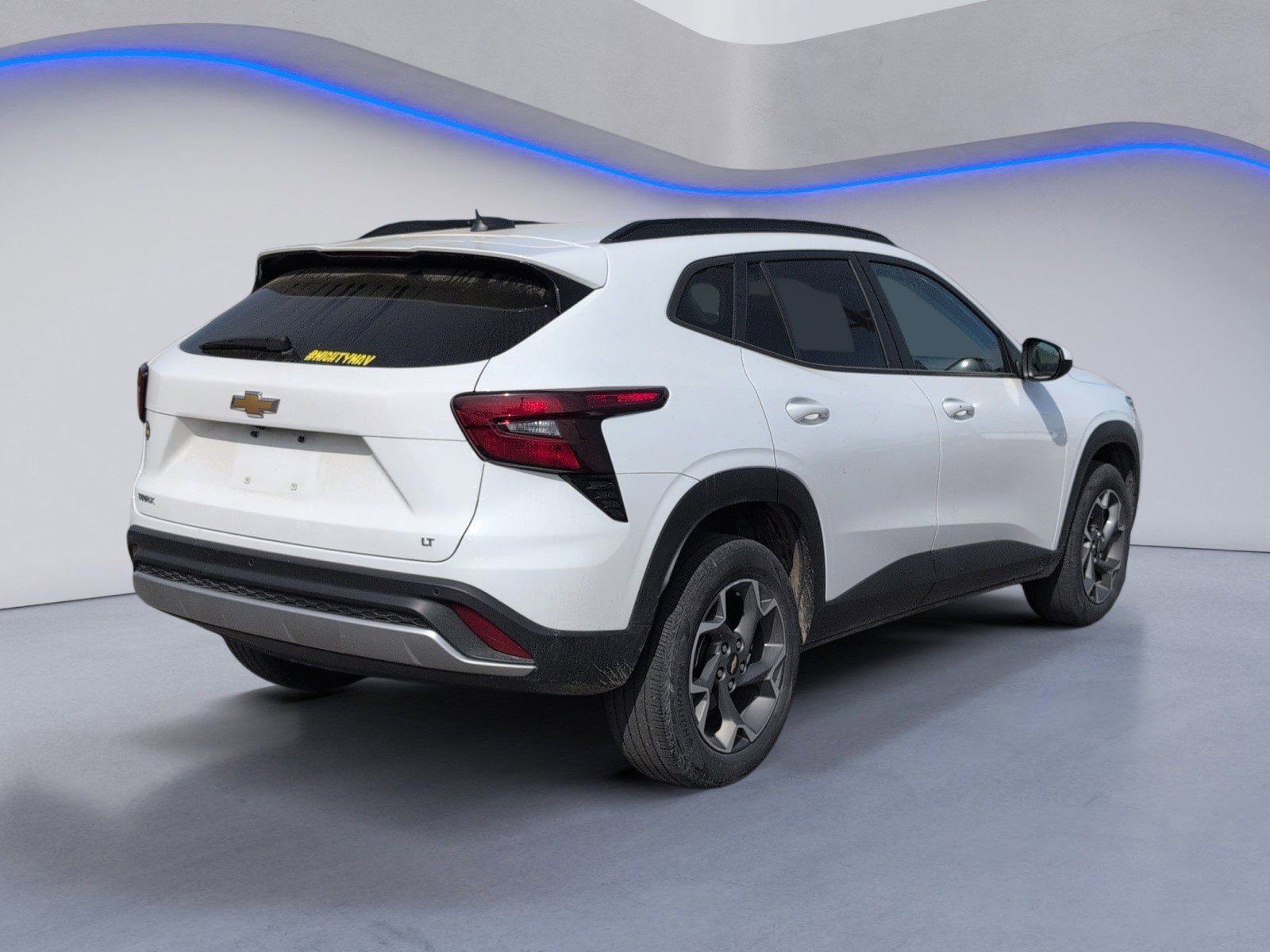 Used 2024 Chevrolet Trax LT w/ Driver Confidence Package image 3