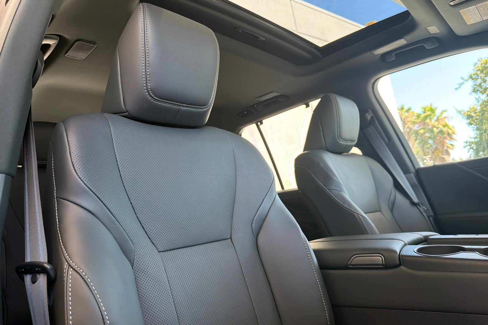 New 2026 Lexus LX 600 4WD w/ Luxury Package image 14