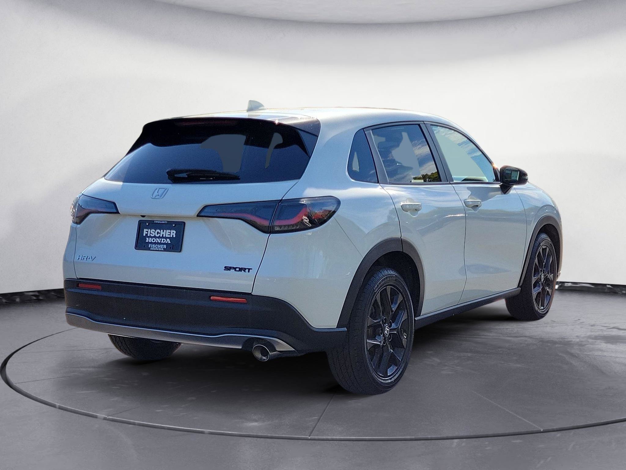 Used 2024 Honda HR-V Sport image 3
