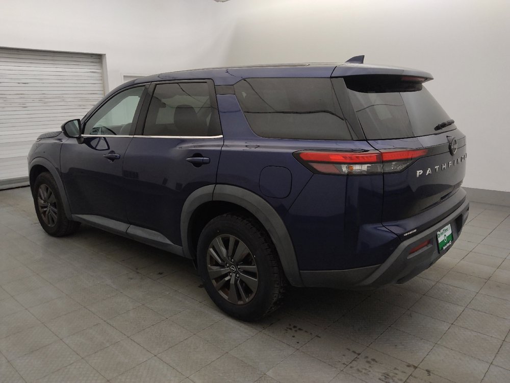 Used 2022 Nissan Pathfinder S AWD/4WD image 3