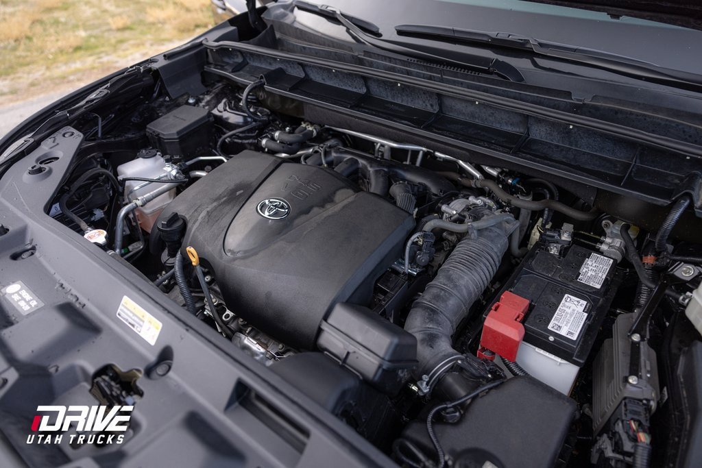 Used 2021 Toyota Highlander XLE image 31