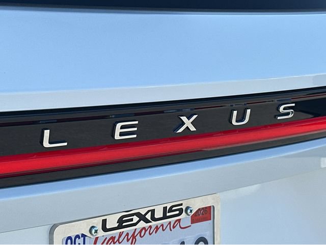 Certified 2026 Lexus TX 500h AWD w/ Technology Package image 23
