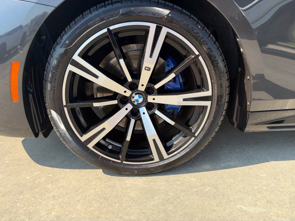Certified 2026 BMW 530i w/ M Sport Package RWD image 9