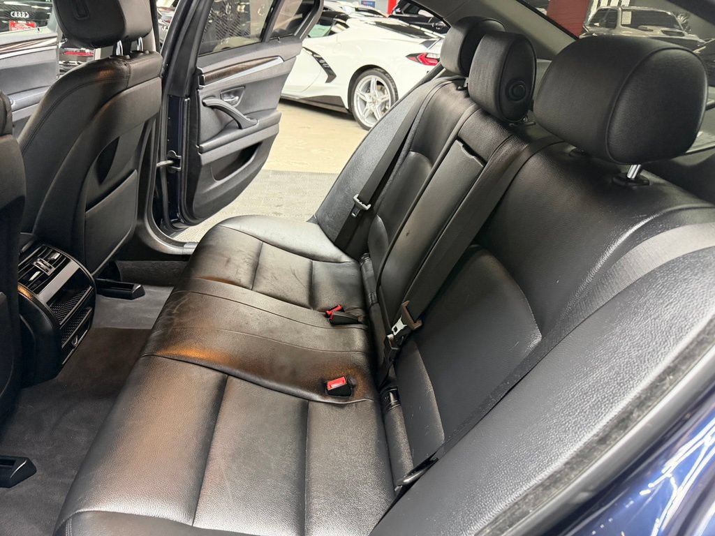 Used 2015 BMW 535i Sedan RWD image 39