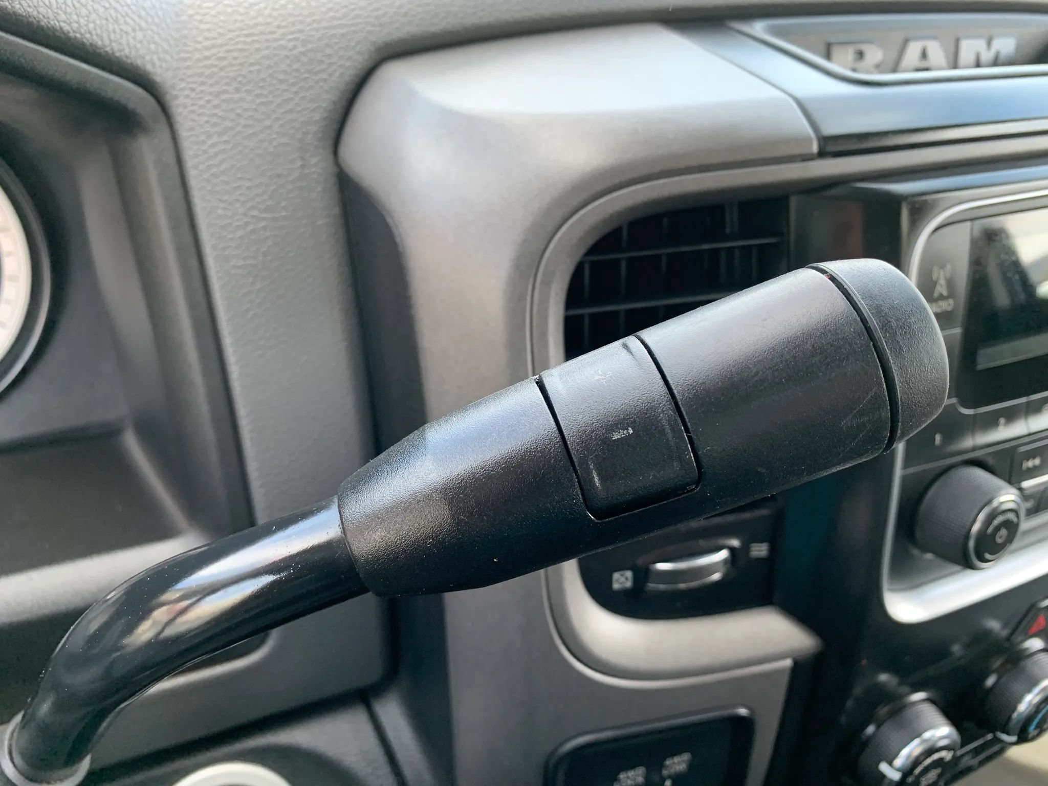 Used 2015 RAM 3500 Tradesman AWD/4WD image 18