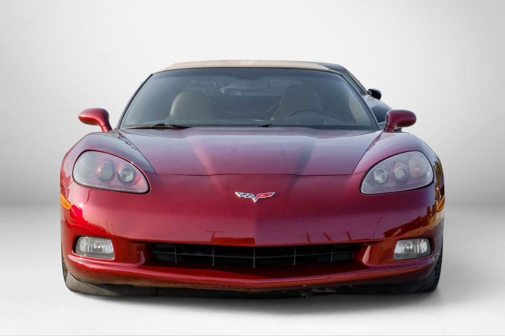 Used 2007 Chevrolet Corvette Convertible w/ Preferred Equipment Group RWD image 4