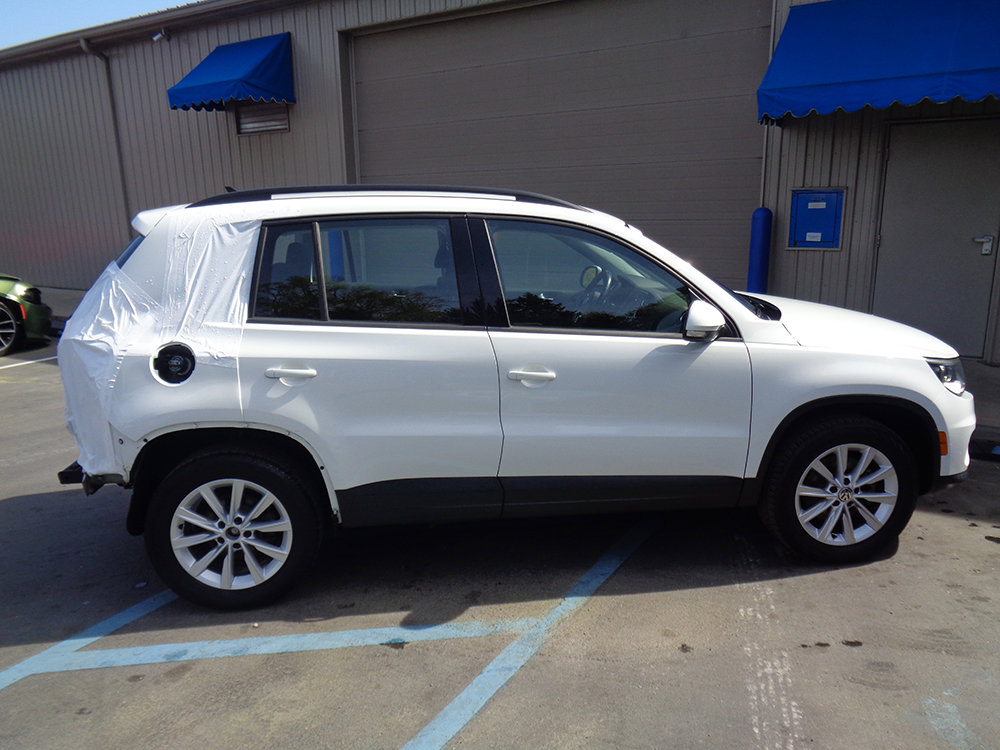 Used 2017 Volkswagen Tiguan S w/ Premium Package AWD/4WD image 8