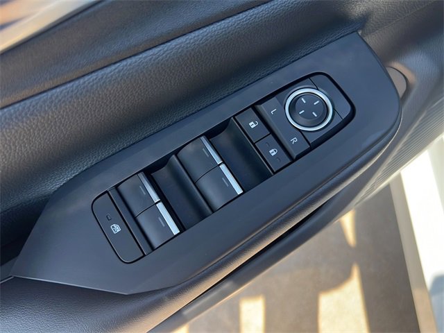 New 2026 Toyota Prius Plug-In Hybrid image 16