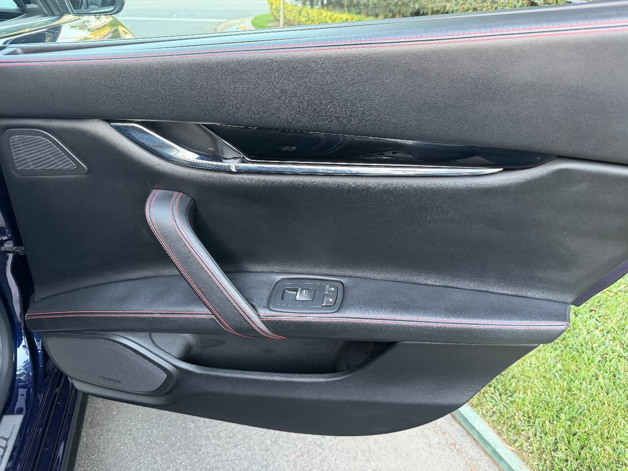 Used 2018 Maserati Quattroporte S GranSport RWD image 24