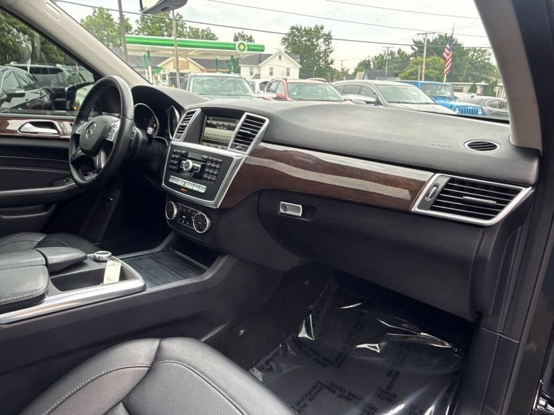 Used 2014 Mercedes-Benz ML 350 4MATIC w/ Premium 1 Package image 24