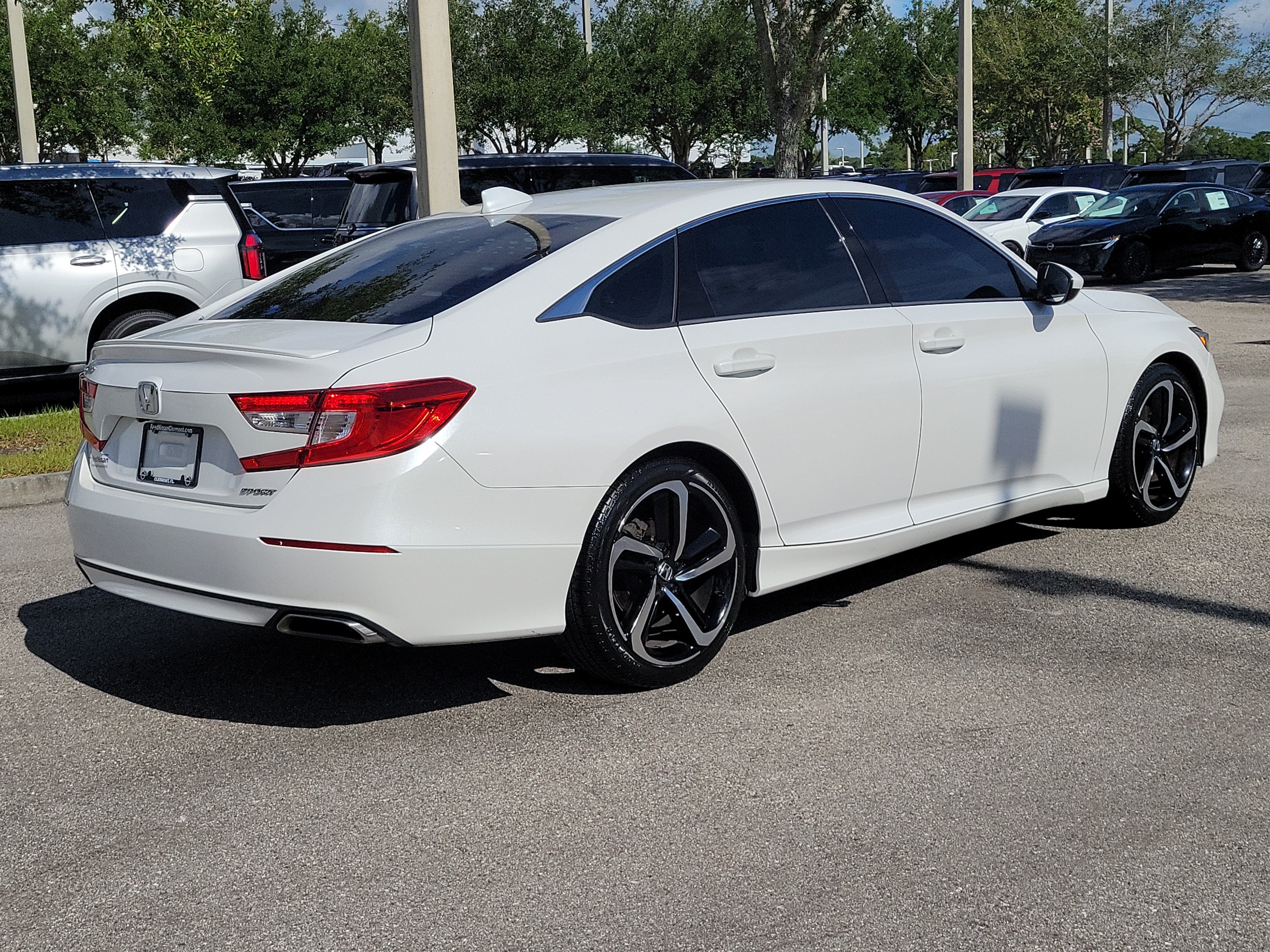 Used 2020 Honda Accord Sport image 6
