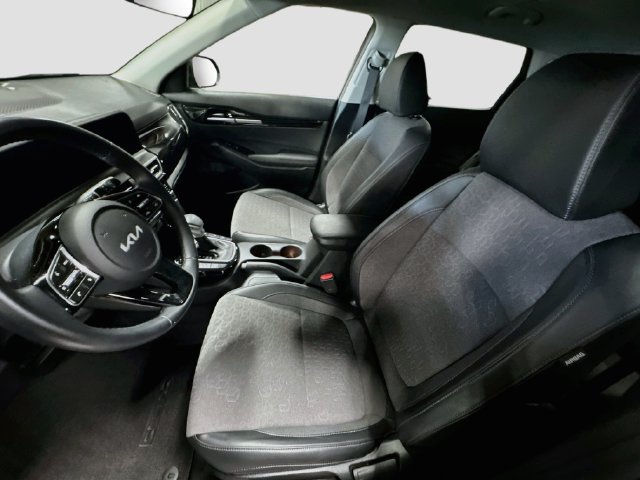 Certified 2025 Kia Seltos S AWD/4WD image 22