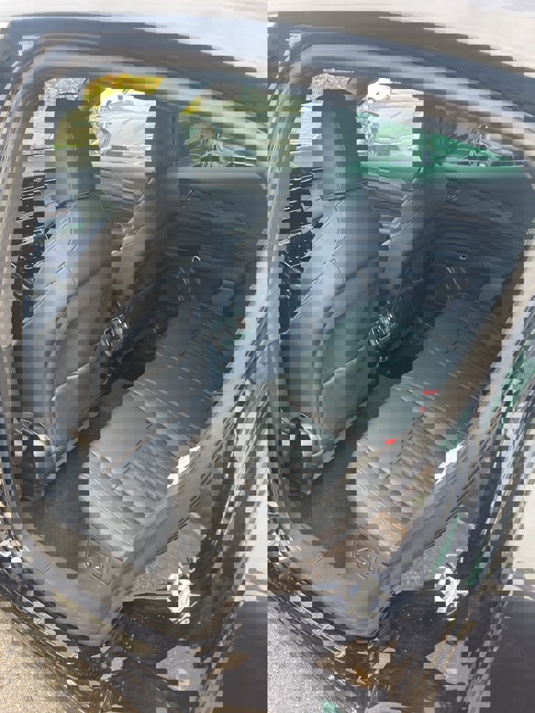 New 2025 Maserati Grecale GT image 10