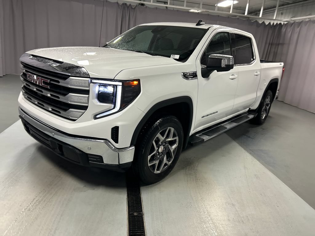 New 2026 GMC Sierra 1500 SLE w/ Preferred Package AWD/4WD image 3