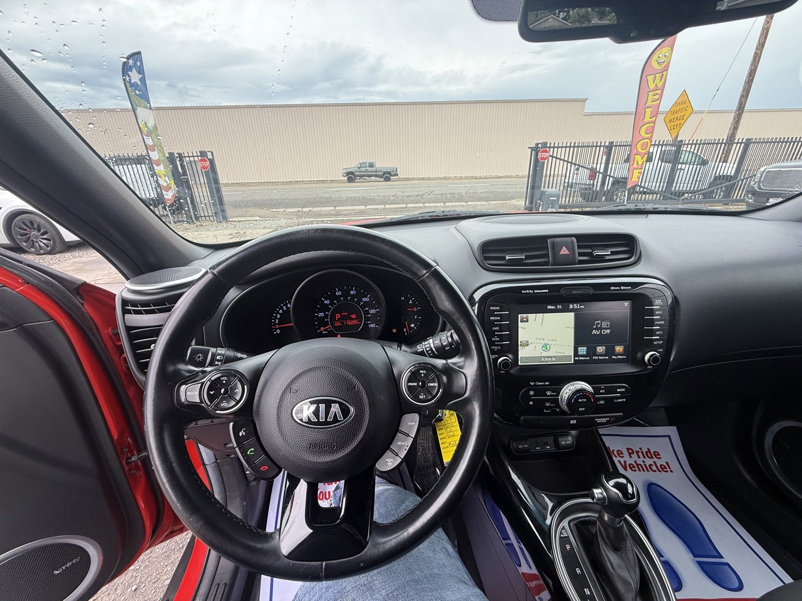 Used 2015 Kia Soul ! w/ Sun & Sound Package FWD image 10