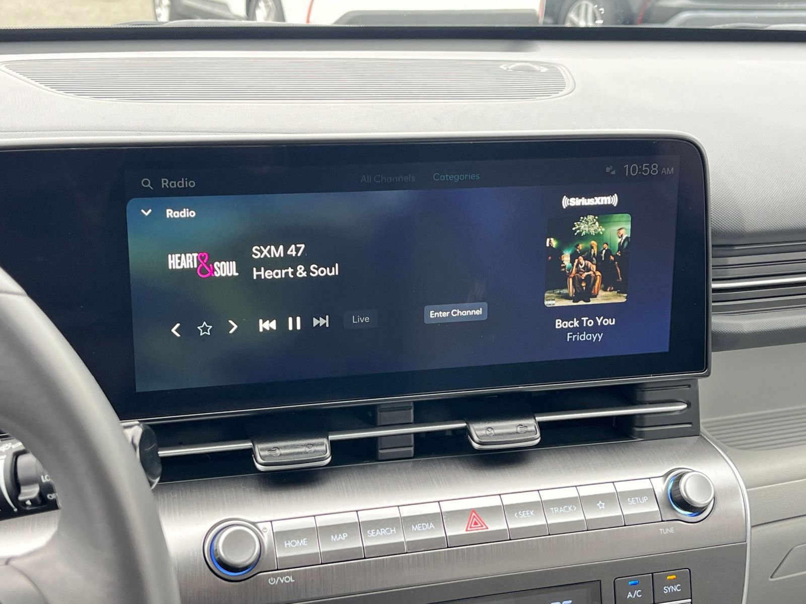 Used 2025 Hyundai Kona SEL image 18