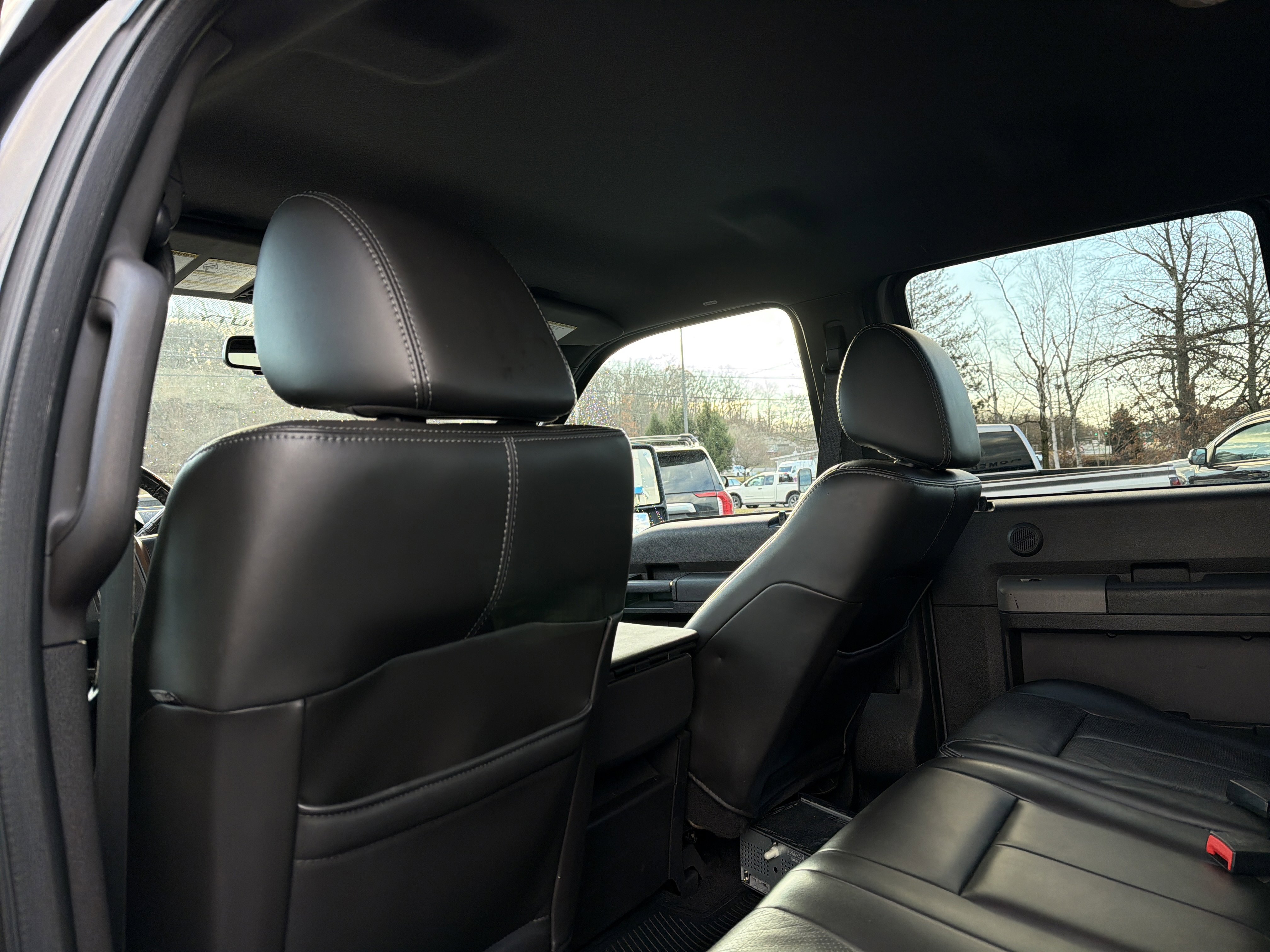 Used 2011 Ford F350 Lariat w/ Lariat Interior Pkg image 25