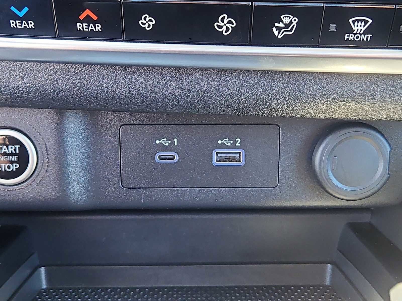 Used 2023 Nissan Rogue SL w/ SL Premium Package image 18