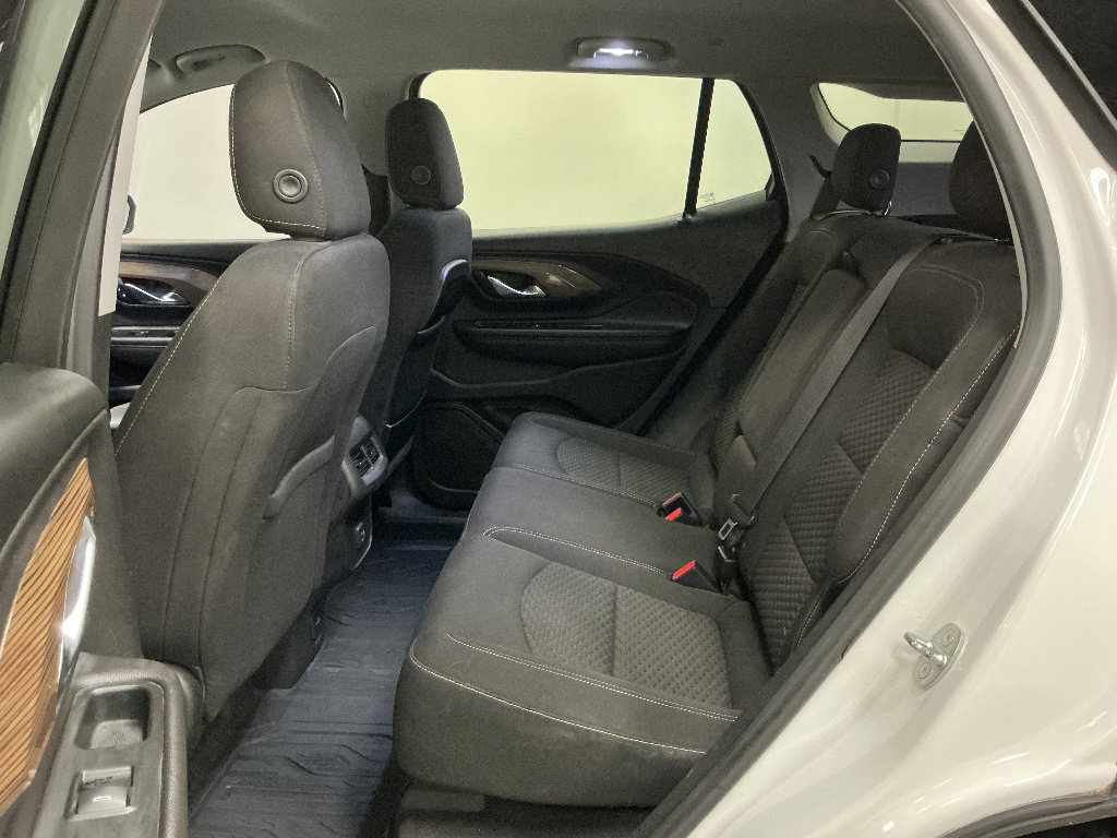 Used 2020 GMC Terrain SLE w/ Driver Convenience Package AWD/4WD image 22
