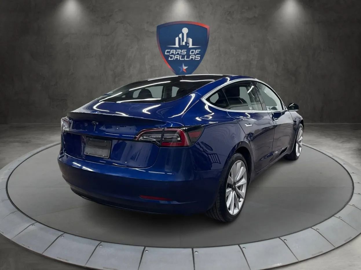 Used 2019 Tesla Model 3 Standard Range Plus image 5