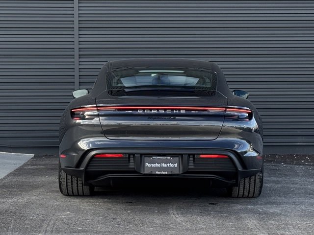 New 2025 Porsche Taycan 4S image 6