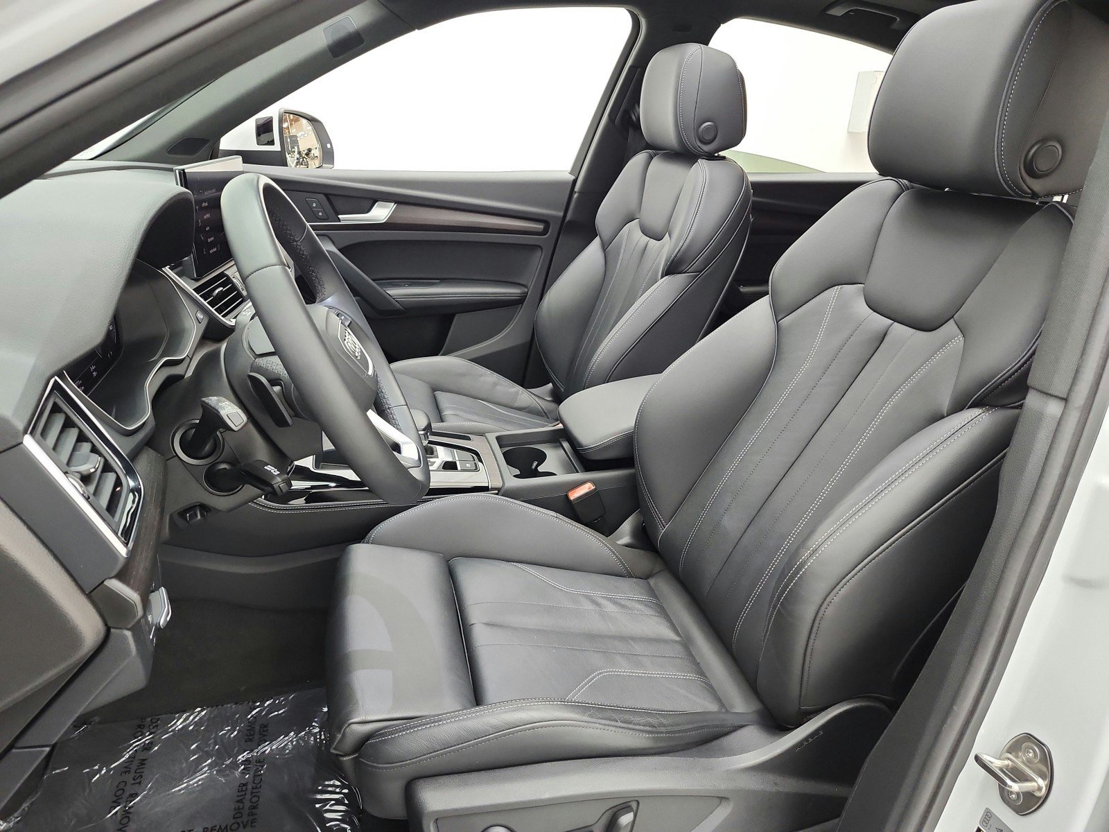 Used 2023 Audi Q5 2.0T Premium Plus w/ Premium Plus Package AWD/4WD image 15