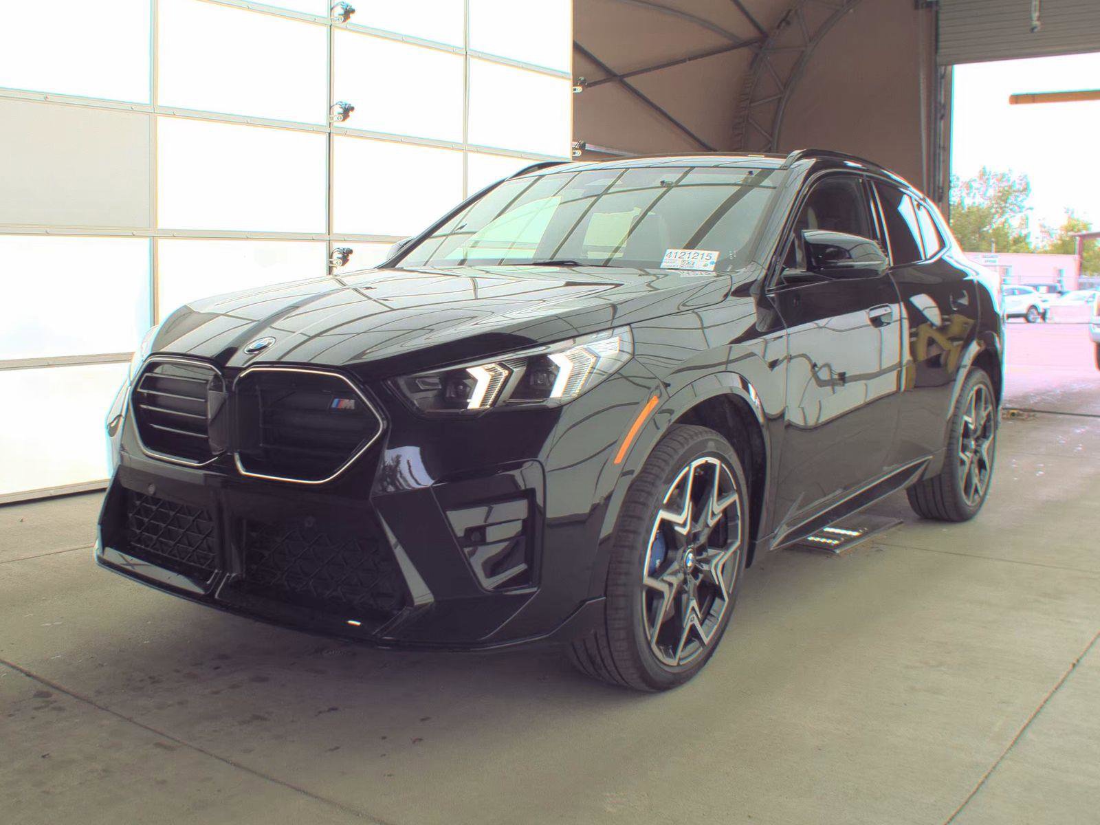 Used 2025 BMW X2 M35i w/ Premium Package AWD/4WD image 2