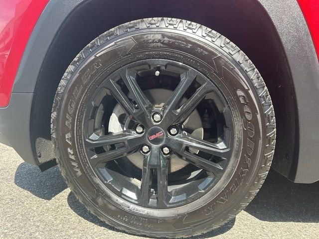Used 2024 GMC Terrain AT4 w/ Infotainment Package II AWD/4WD image 17