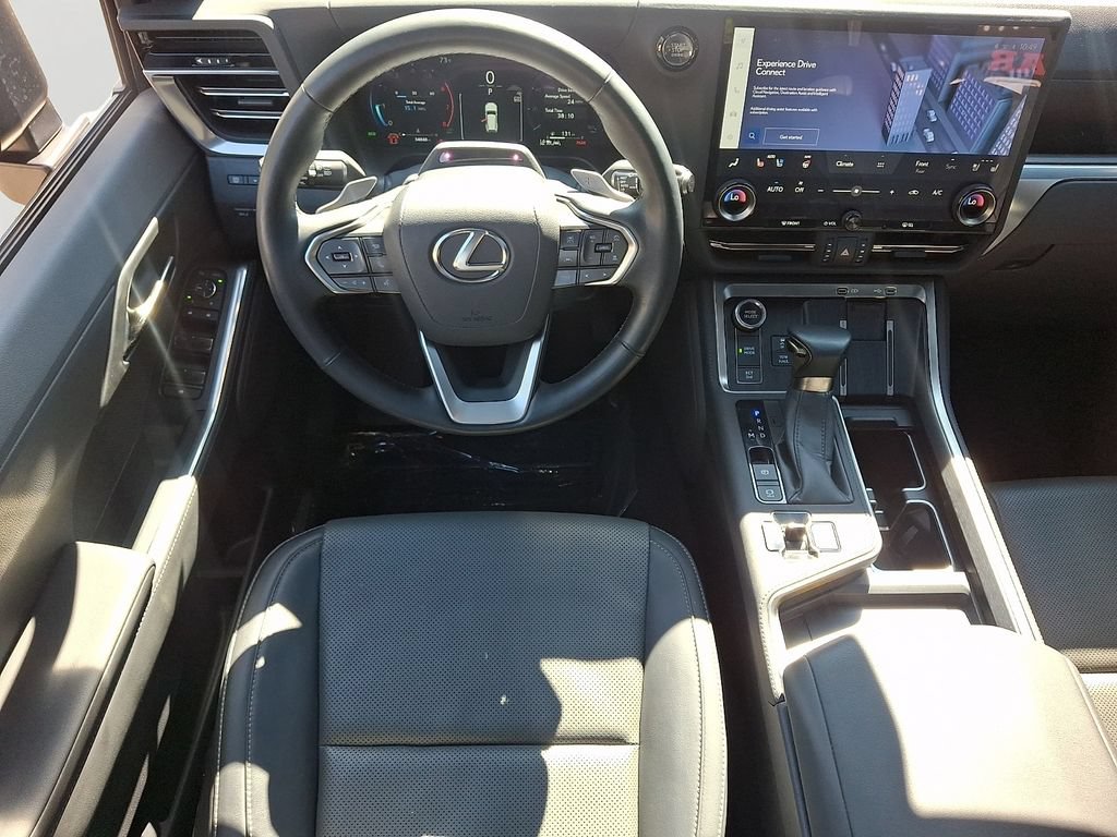 Used 2024 Lexus GX 550 w/ Accessory Package (Z1) AWD/4WD image 12