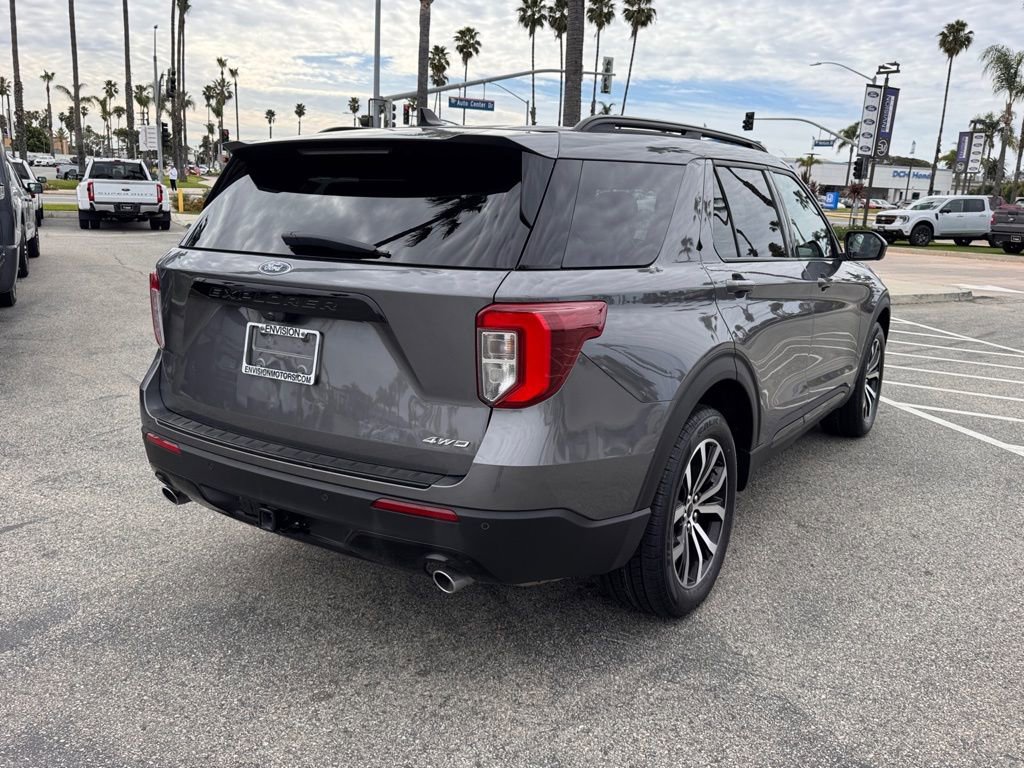 Certified 2023 Ford Explorer ST-Line w/ Class IV Trailer Tow Package image 11
