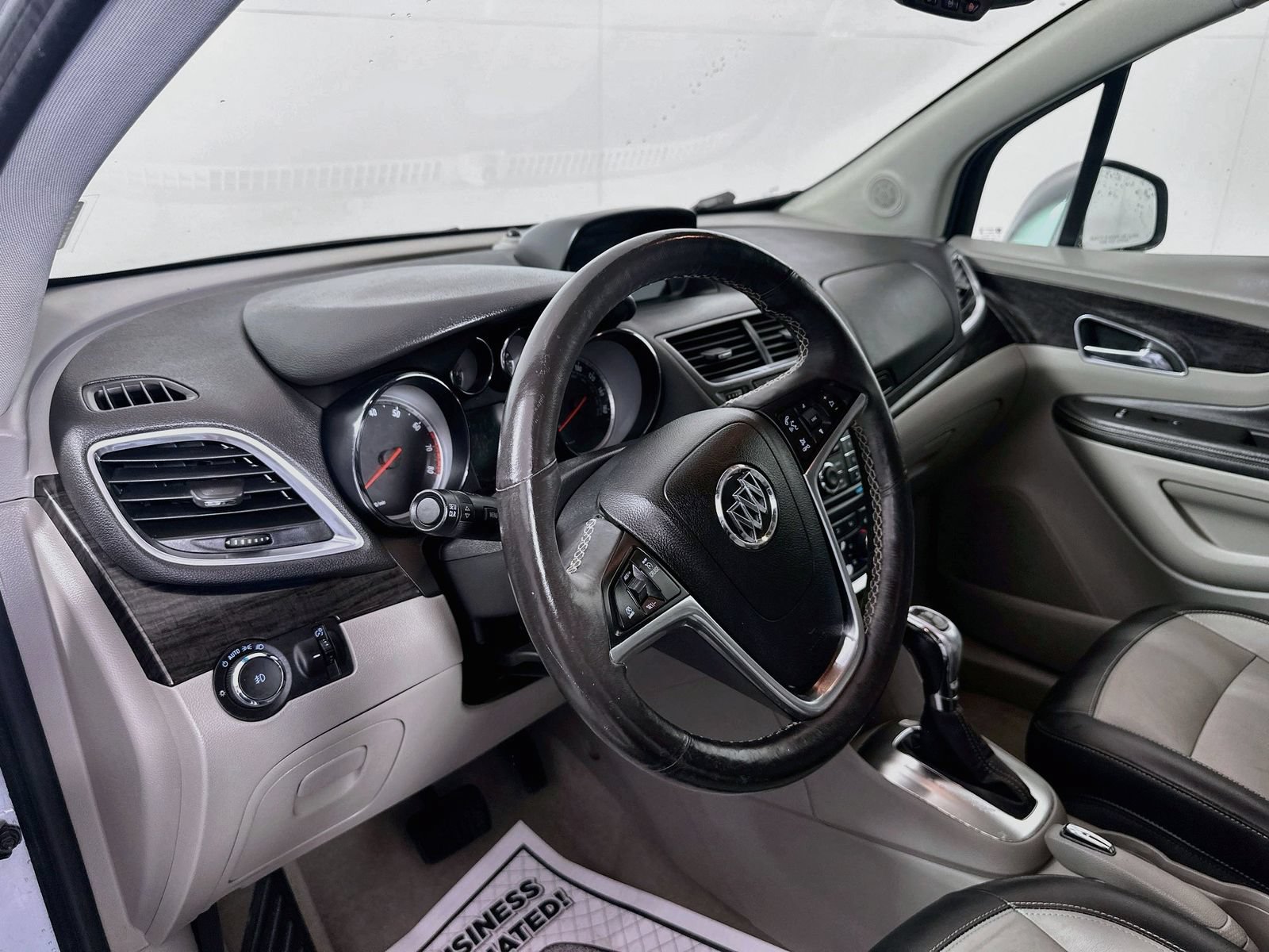 Used 2015 Buick Encore Leather FWD image 9