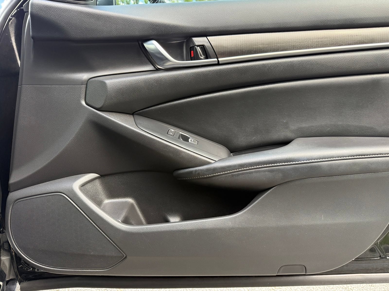 Used 2022 Honda Accord Sport image 43