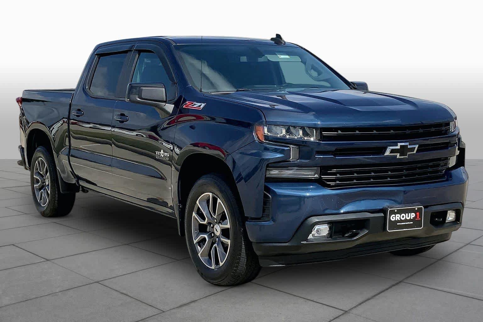 Used 2020 Chevrolet Silverado 1500 RST w/ Texas Edition AWD/4WD image 3