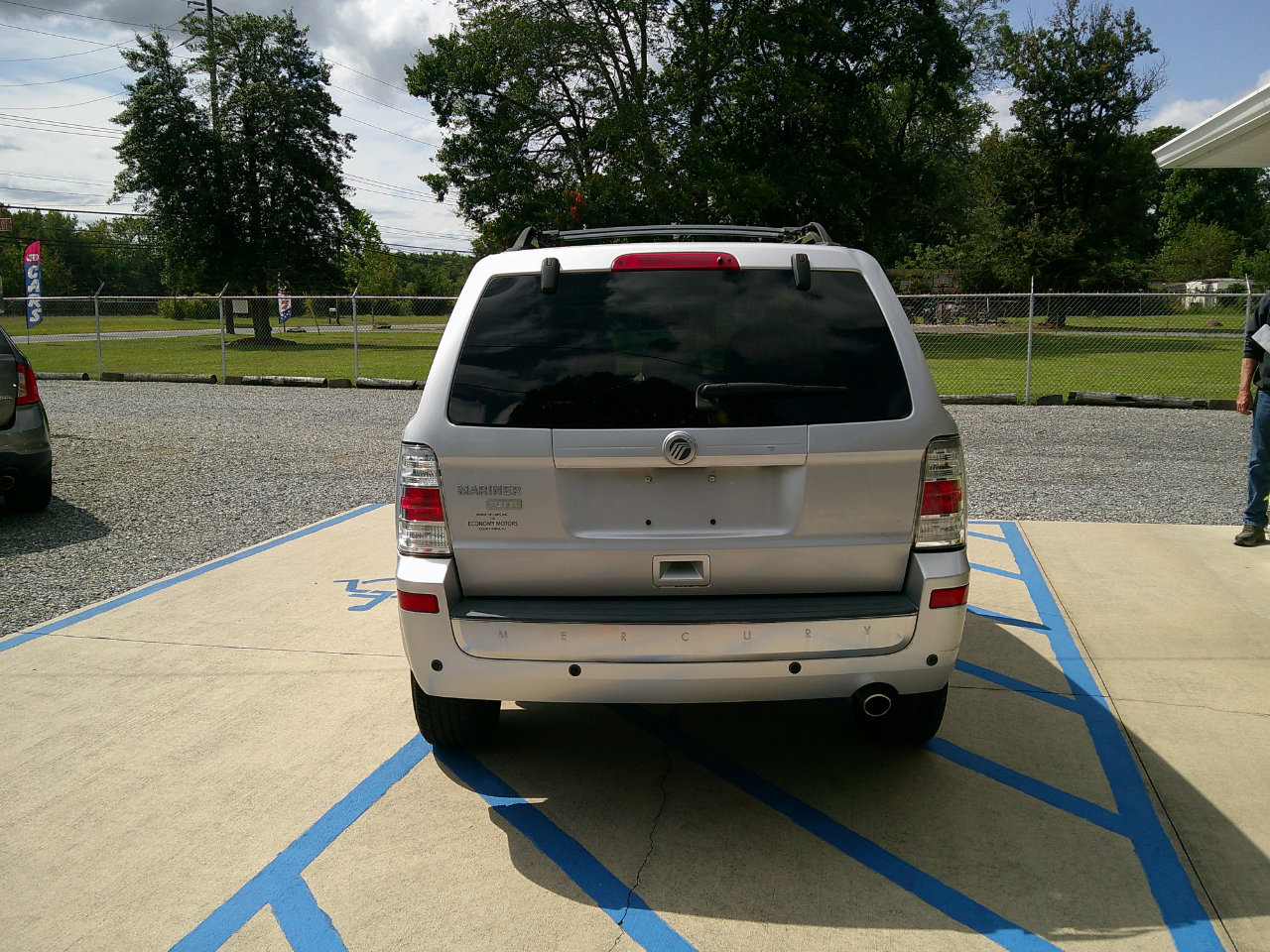 Used 2010 Mercury Mariner Premier image 9
