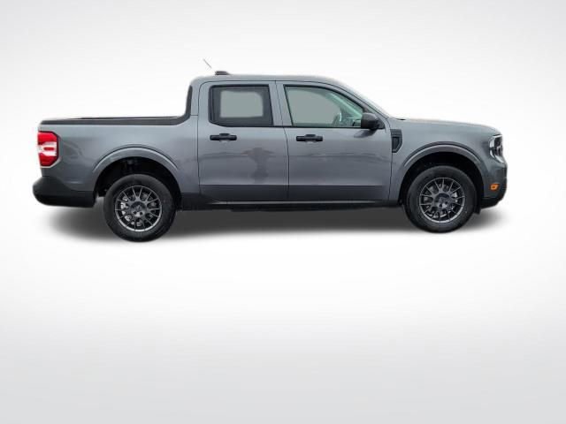 New 2025 Ford Maverick XL w/ Equipment Group 101A image 10