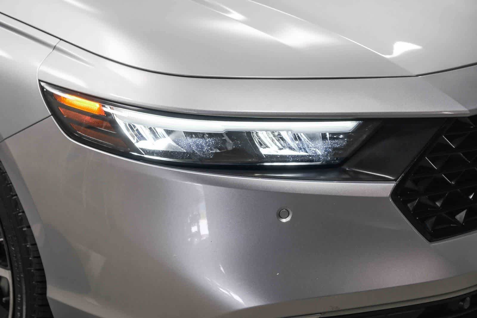 Used 2024 Honda Accord Touring image 14