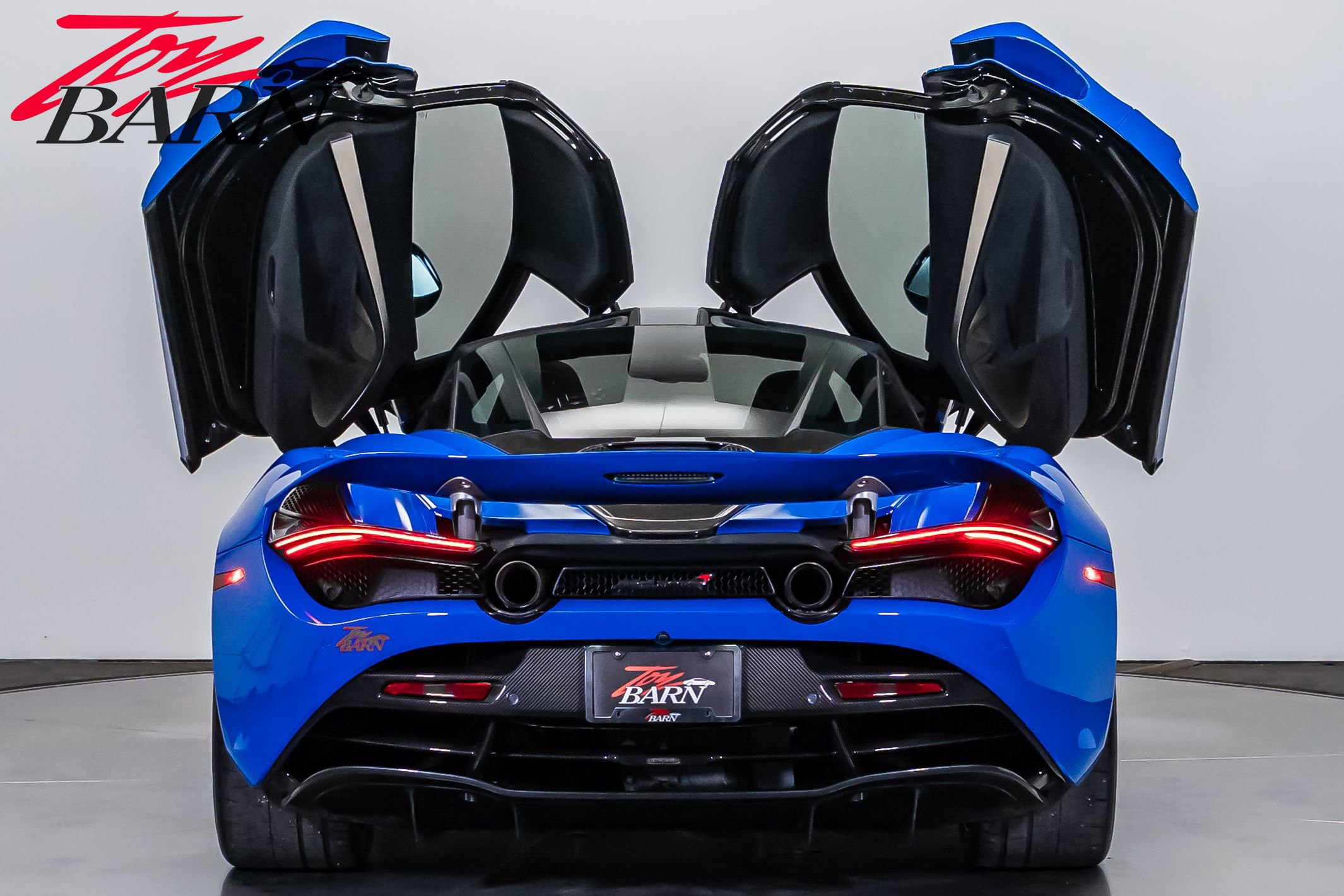 Used 2018 McLaren 720S Performance image 4