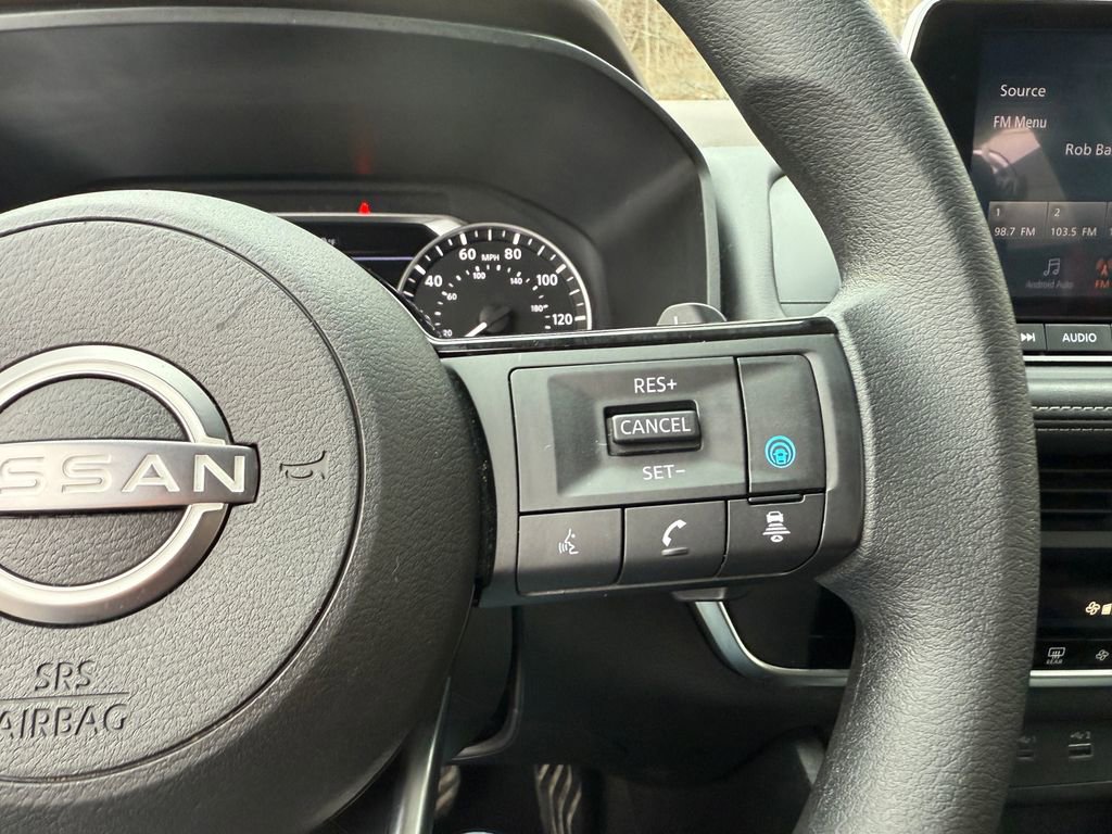 Used 2023 Nissan Rogue SV AWD/4WD image 23
