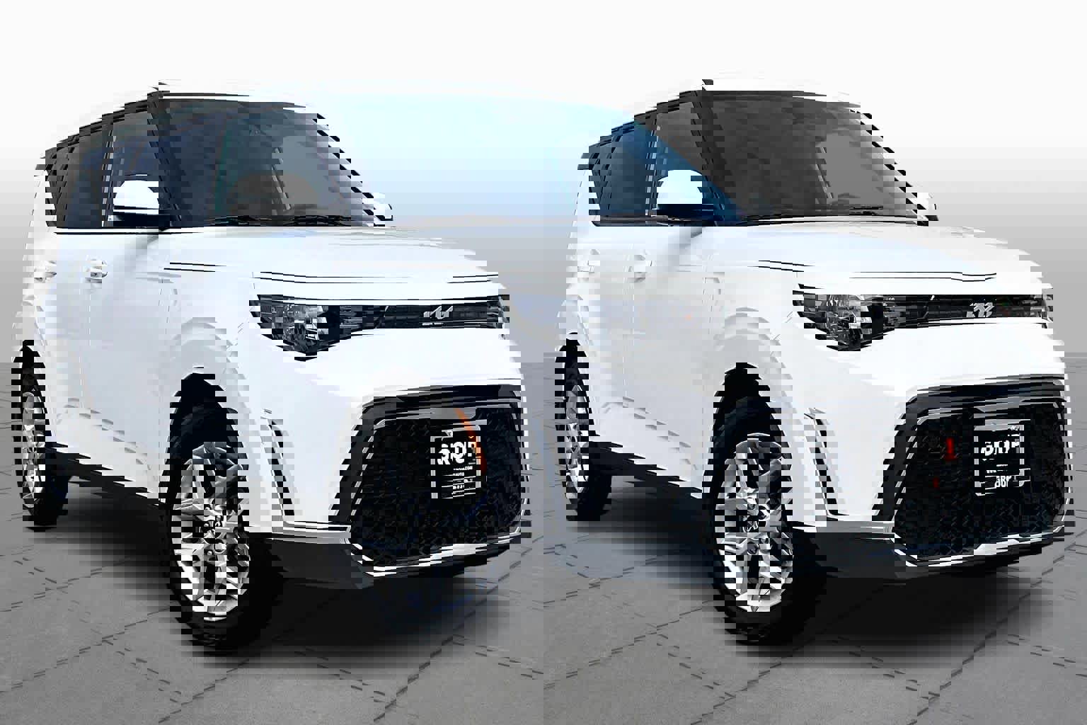 Used 2023 Kia Soul LX w/ LX Technology Package image 3