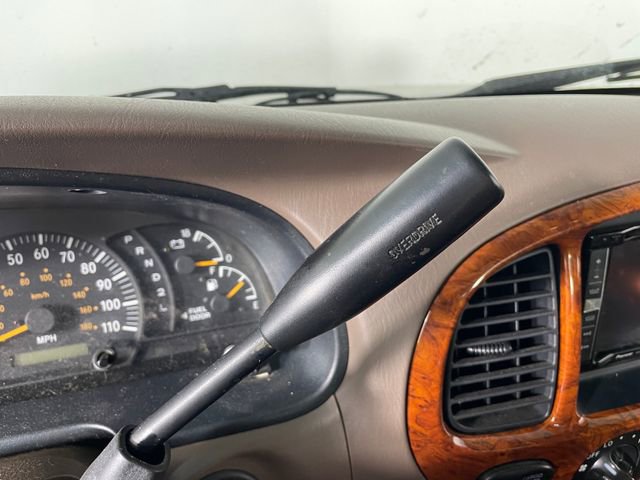 Used 2002 Toyota Tundra Limited AWD/4WD image 9