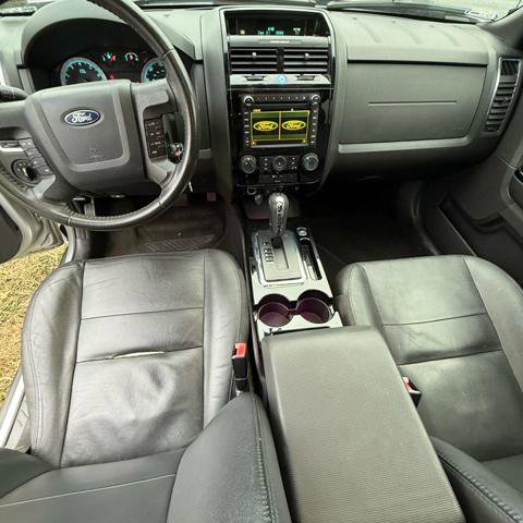 Used 2010 Ford Escape Limited image 13