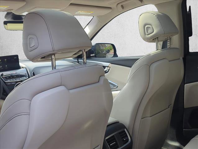 Used 2025 Acura RDX SH-AWD w/ Technology Package image 16