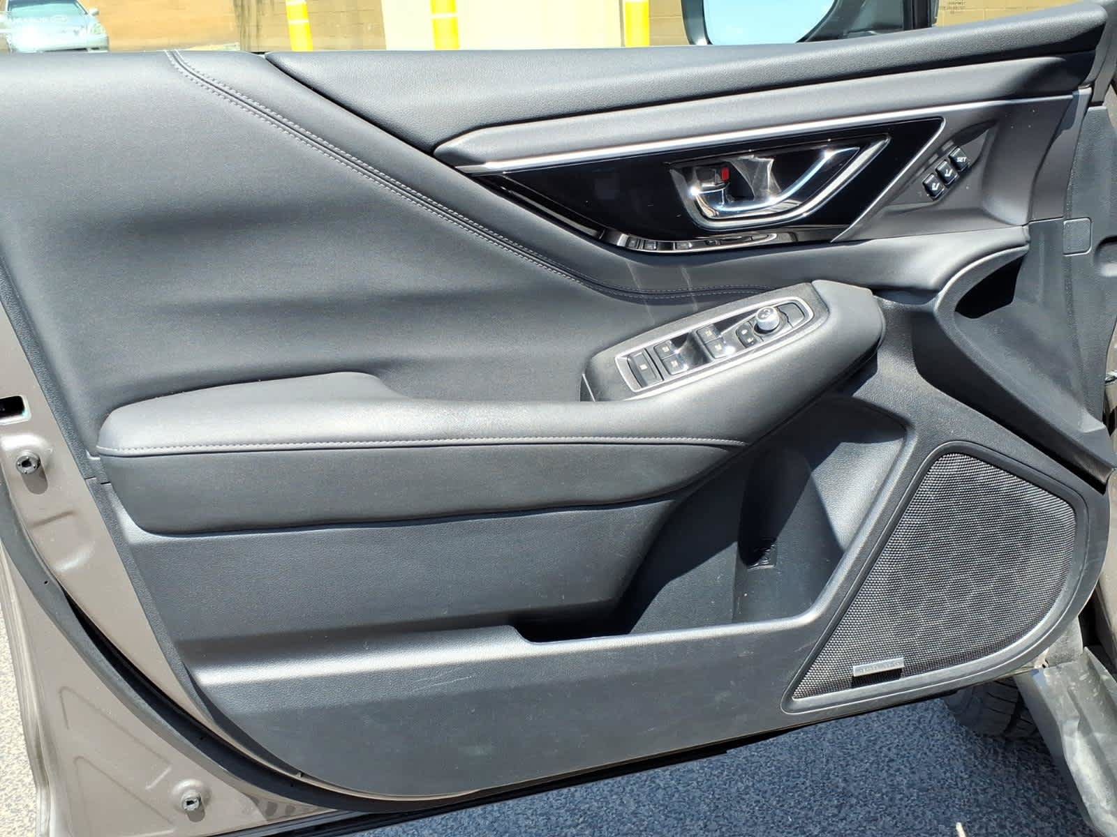 Used 2022 Subaru Outback Limited AWD/4WD image 24