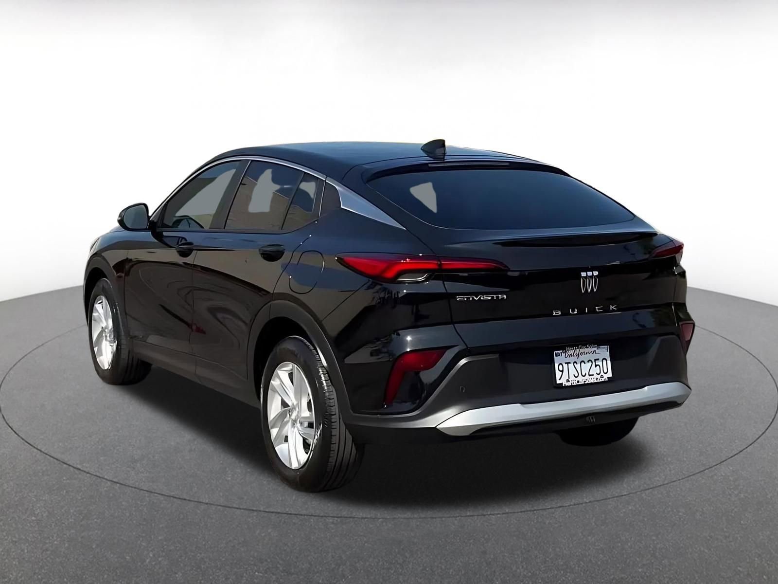 Used 2025 Buick Envista Preferred image 11